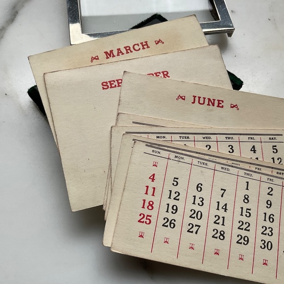 Vintage Sterling Silver Perpetual Desktop Calendar with original date cards - Picture 8 of 8